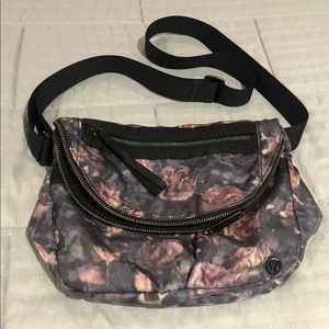 Lululemon crossbody bag